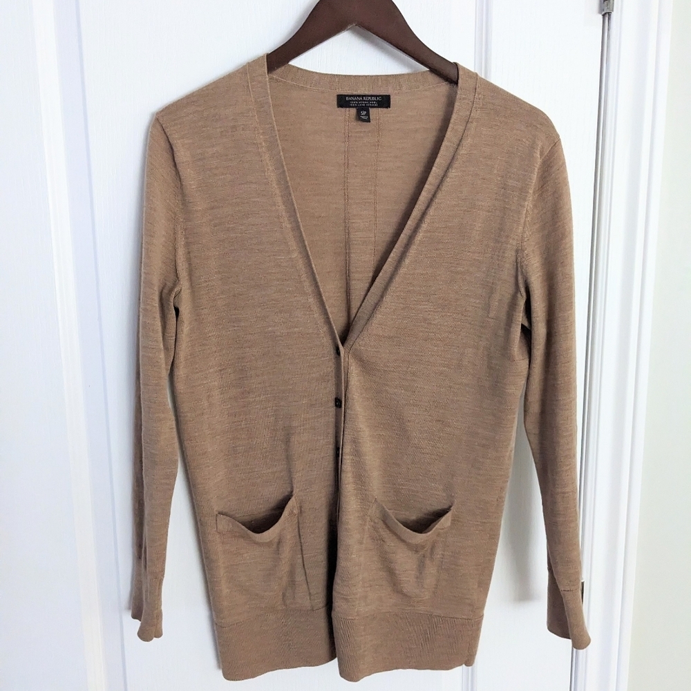 Banana Republic 100% merino wool v neck cardigan brown xs
